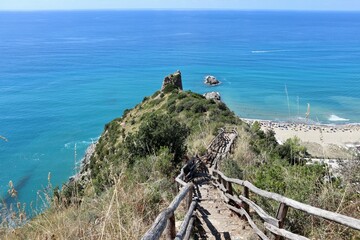 Marina di Ascea - Torre del Telegrafo al termine del Sentiero degli Innamorati