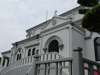 長崎県平戸市、竣工1929年、鉄筋コンクリート造の紐差教会