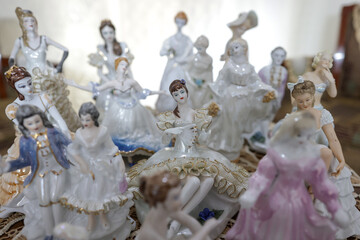 Shallow depth of field (selective focus) details with Romanian communist era ceramic trinkets (bibelouri).