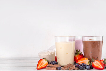 Quick and simple vanilla, chocolate and berry protein pudding