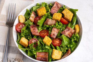 blt salad  top croutons