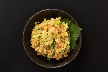 サーモン　アボカド　なめろう