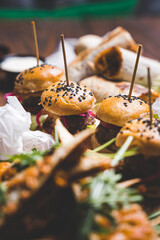 Jedzenie, przekąski, ciasta.  © voro