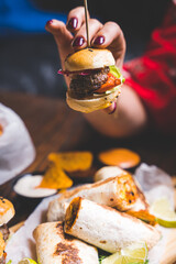 Jedzenie, przekąski, ciasta.  © voro