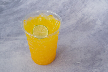 Various flavored drinks such as sweet, sour, bright colors, add ice to drink and then refreshed.
