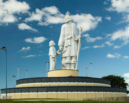 The statue of Saint Joseph holding the hand of his son Jesus, in the city of S&atilde;o Jos&eacute; de Ribamar, Maranh&atilde;o, Brazil