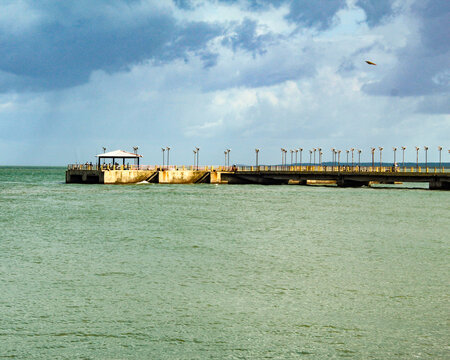 Pier of the city of S&atilde;o Jos&eacute; de Ribamar, on the island of S&atilde;o Luis, state of Maranh&atilde;o, northeastern Brazil