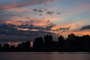 Fototapeta premium Riverfront Afterglow