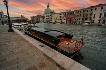 Venice, visiting monuments and Italy