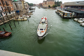 Venice, visiting monuments and Italy