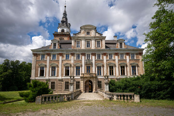 Fototapeta premium Abandoned Mansion Luxury Palace Castle Interior with Vintage Architecture and Decay