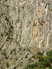 Earth Lines — Cliff Texture and Canyon Wall Patterns