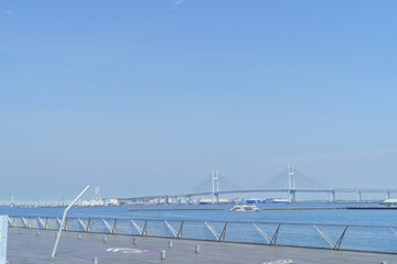 日本の風景｜神奈川県横浜市｜横浜・大さん橋からみる横浜ベイブリッジ