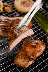 구운 돼지고기 연출이미지