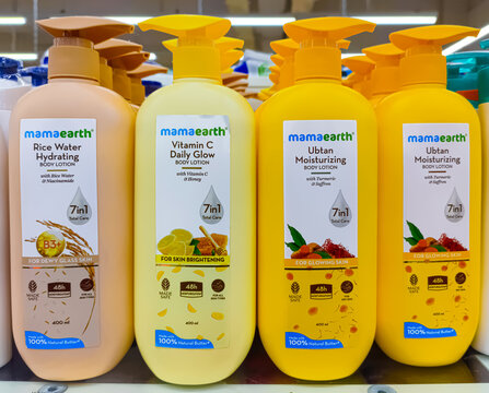 Mamaearth body lotion, Mamaearth lotion, natural body lotion, organic body lotion India, herbal skincare, toxin free lotion, paraben free body lotion, chemical free skincare, moisturizing body lotion.