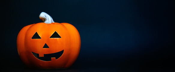 Jack-o'-lantern on blue background, Halloween banner