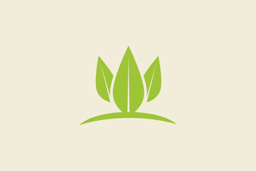 Three green leaf symetric logo 