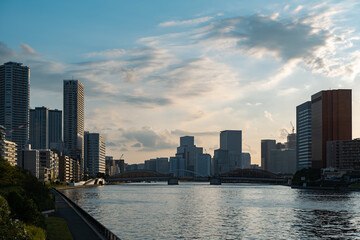豊洲から見た高層ビル群