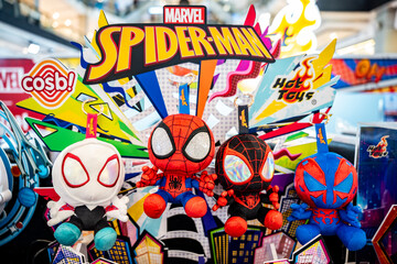 Naklejka premium Bangkok, Thailand - March 30, 2025 : Marvel SpiderMan Cosbi Plush Keychain Collection, Spidey and His Amazing Friends Web Spinners.