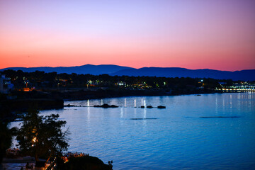 Sonnenuntergang in Mati, Stadtviertel der Kleinstadt Nea Makri in der Gemeinde Marathon, Griechenland