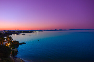 Sonnenuntergang in Mati, Stadtviertel der Kleinstadt Nea Makri in der Gemeinde Marathon, Griechenland