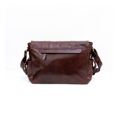 Naklejka premium Gloss tan leather sling bag isolated on white background, perfect for leather product catalog design