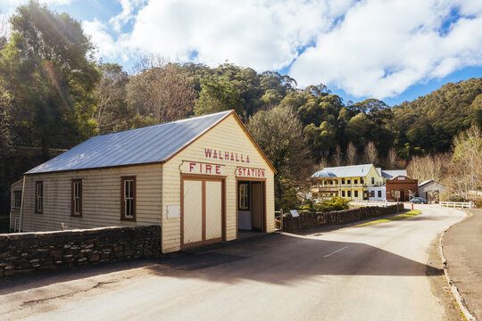 WALHALLA, AUSTRALIA - AUGUST 8 2025: Iconic Walhalla Band Rotunda on a winters afternoon in Walhalla