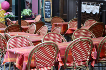 cafe tables and chairs outside