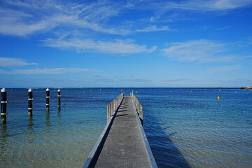 Obraz premium Thomson Bay Beach on Rottnest Island near Perth, Australia - オーストラリア パース ロットネスト島 トムソン湾 ビーチ