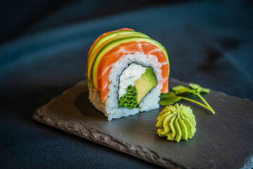 Salmon Avocado Sushi Roll