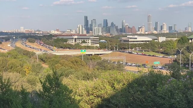 Mopac Austin Texas traffic northbound on 10-2-2025