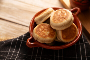 Gorditas de Nata. Cream Gorditas, Mexican street cookies, is an easy recipe made with wheat flour, cream, sugar and cinnamon, sweet bread similar in shape to an little pancake, eaten as a dessert.