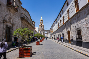 Photographs of the iconic streets of Arequipa, and the streets of Peru's White City, a vacation destination with stunning views of volcanoes and Andean snow-capped mountains.
