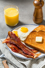 Healthy American Bacon Egg and Toast Breakfast