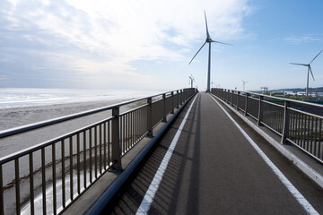 菊川を渡る潮騒橋