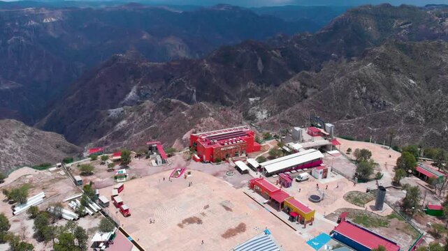 Parque Las Barrancas del Cobre vista aerea desde un dron, Telef&eacute;rico Barrancas del Cobre (Estaci&oacute;n A) Ca&ntilde;on del cobre chihuahua