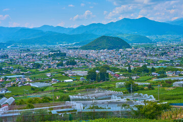 山梨県甲州市の牛奥みはらしの丘から北西側の眺望