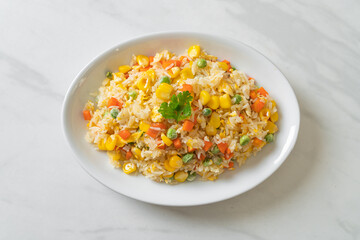 fried rice with mixed vegetable (carrot, green bean peas, corn) and egg