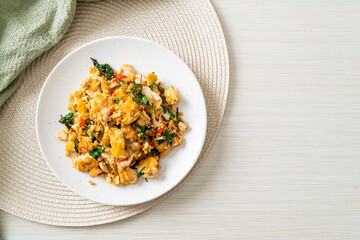 stir-fried egg with Thai basil and chilli