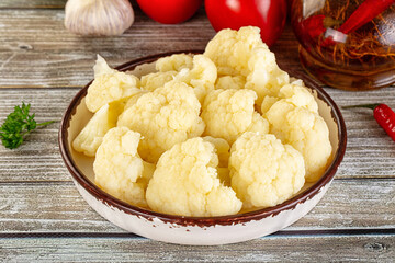 Vegan cuisine Steamed cauliflower cabbage