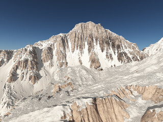 Bergpanorama mit schneebedeckten Bergen