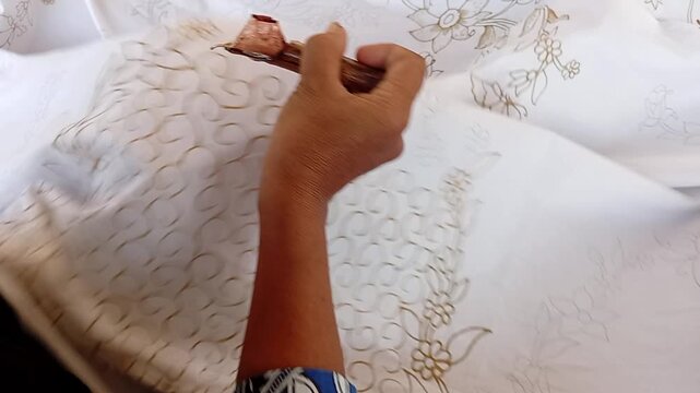 batik process on clothes