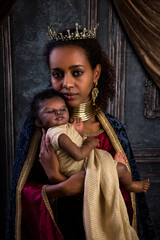 Live African Madonna with crown