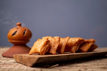 Khaja is a famous sweet from Bihar made with layered refined flour, ghee, and sugar syrup. Crispy, flaky, and golden, it’s often enjoyed during festivals and celebrations like Chhath Puja.