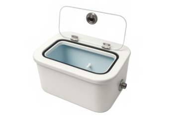 White boat livewell with clear lid open
