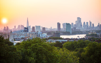 Obraz na płótnie Canvas City of London at sunset, view from the Greenwich hill.