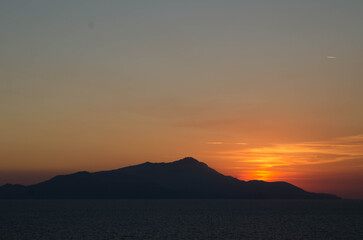 Fototapeta premium sunset in the mountains