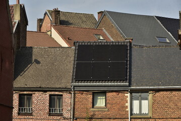 Les toits des vieilles maisons traditionnelles à Nivelles (Brabant Wallon)