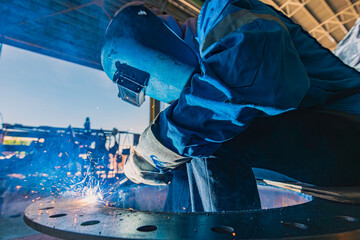 Welding of steels with Mig welding, flange nozzle welding
