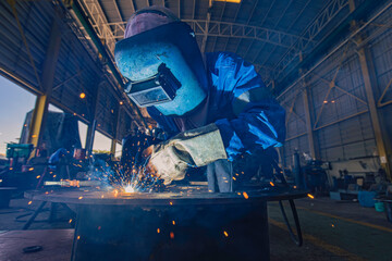 Welding of steels with Mig welding, flange nozzle welding